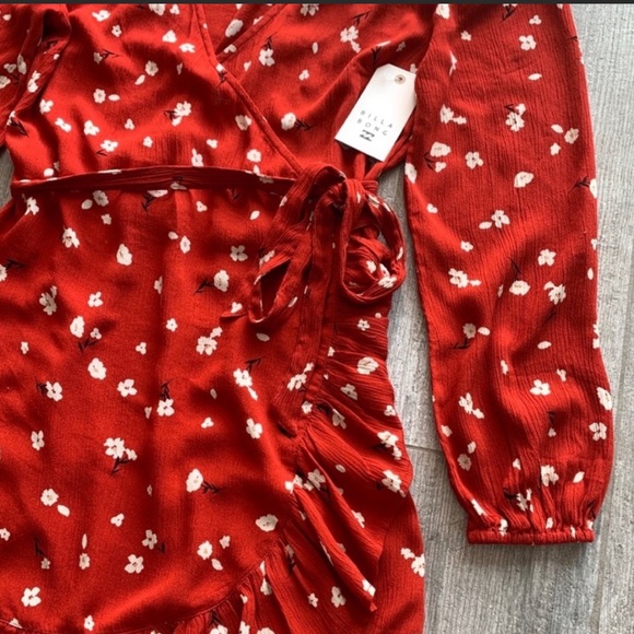 🔥🔥BILLABONG - LOVIN YOU LONG SLEEVE WRAP DRESS🔥🔥 - Picture 9 of 9